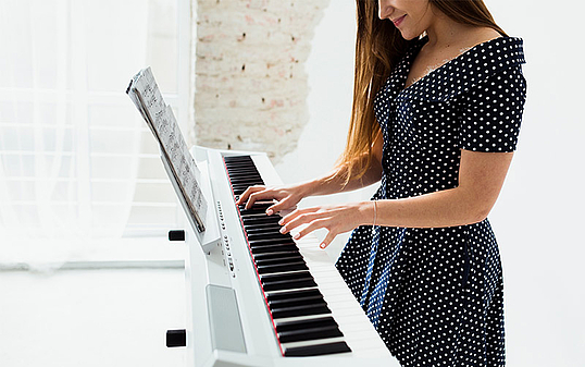 Keyboard spielen lernen