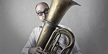 Tuba-Unterricht bei der Musikschule